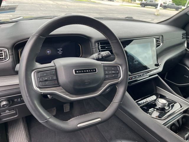 Used 2023 Jeep Wagoneer Series II AWD/4WD image 12