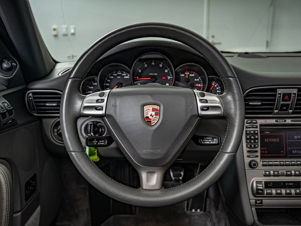 Used 2007 Porsche 911 Carrera RWD image 34
