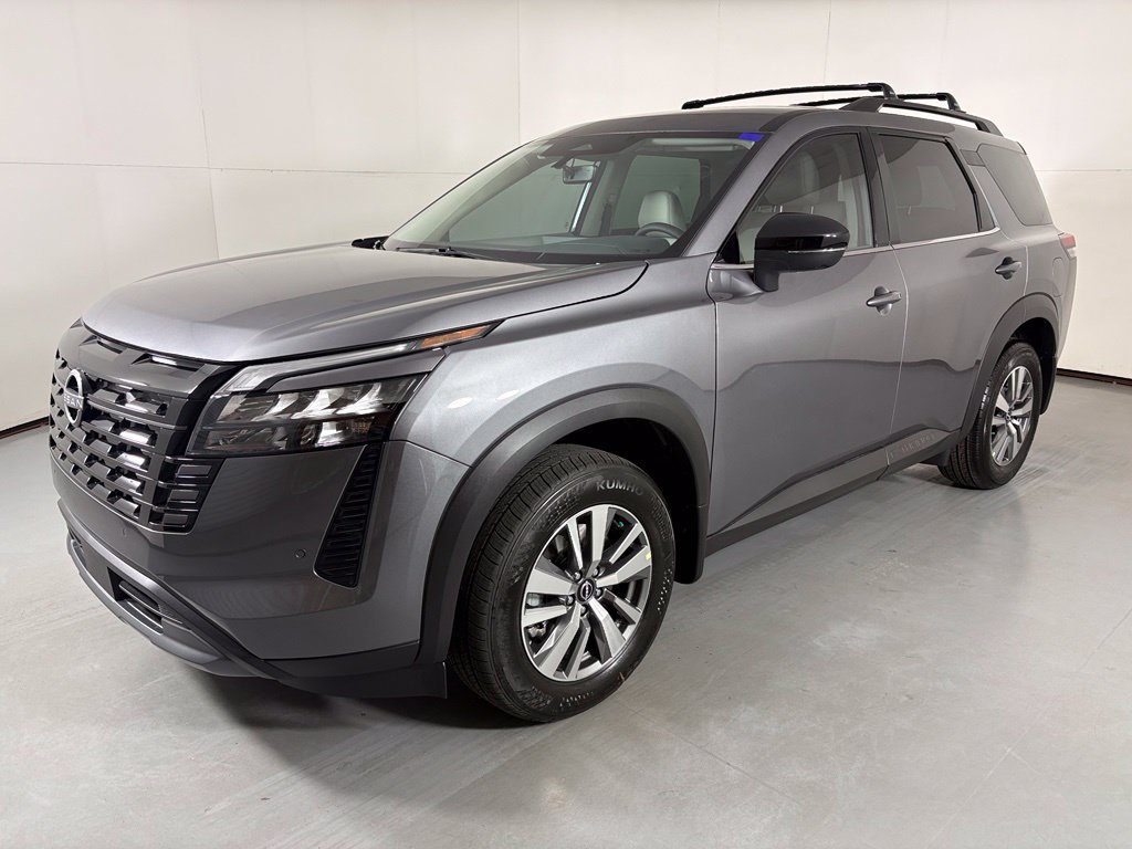 New 2026 Nissan Pathfinder SL FWD image 4