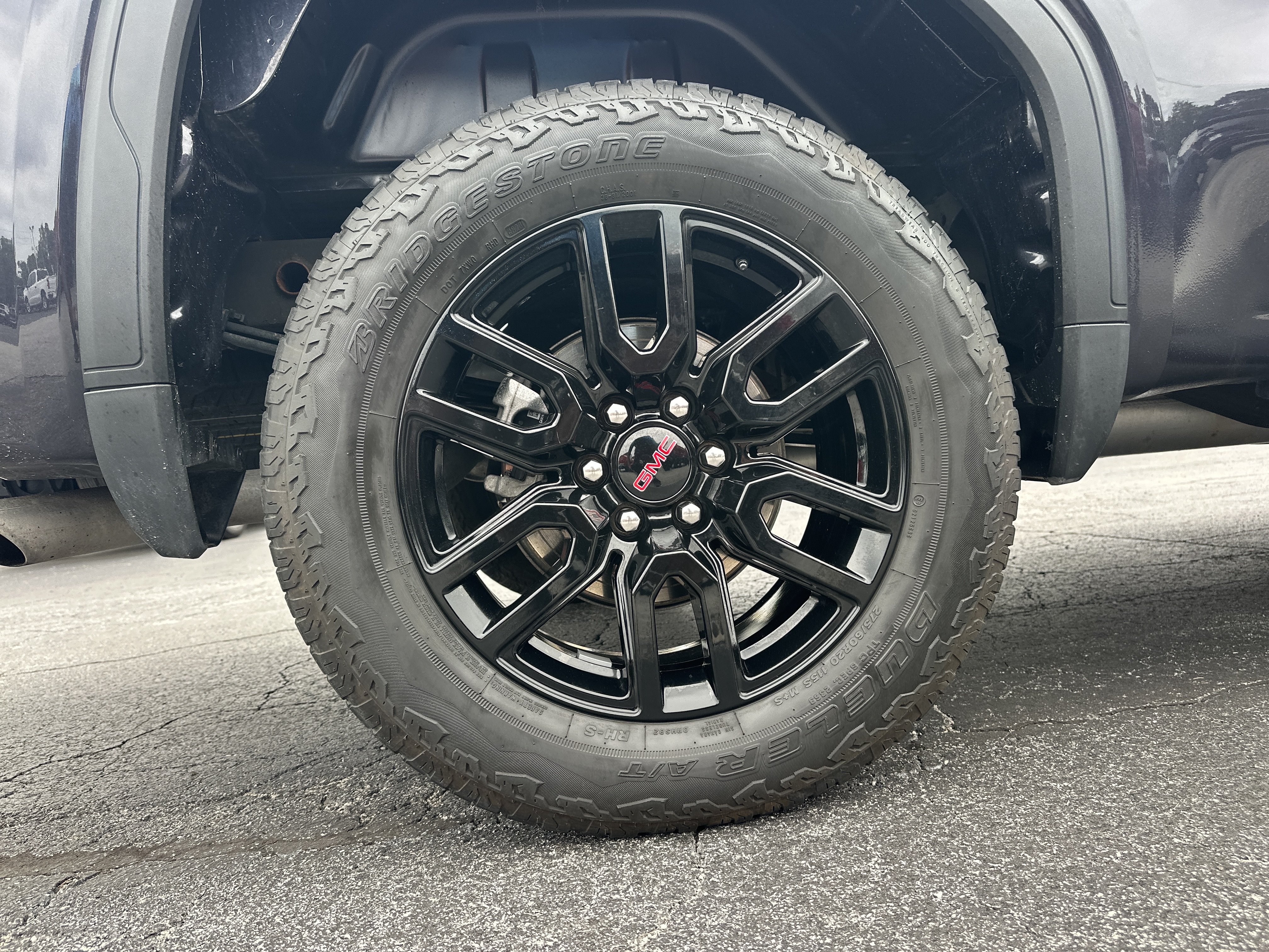 Used 2024 GMC Sierra 1500 Elevation AWD/4WD image 18