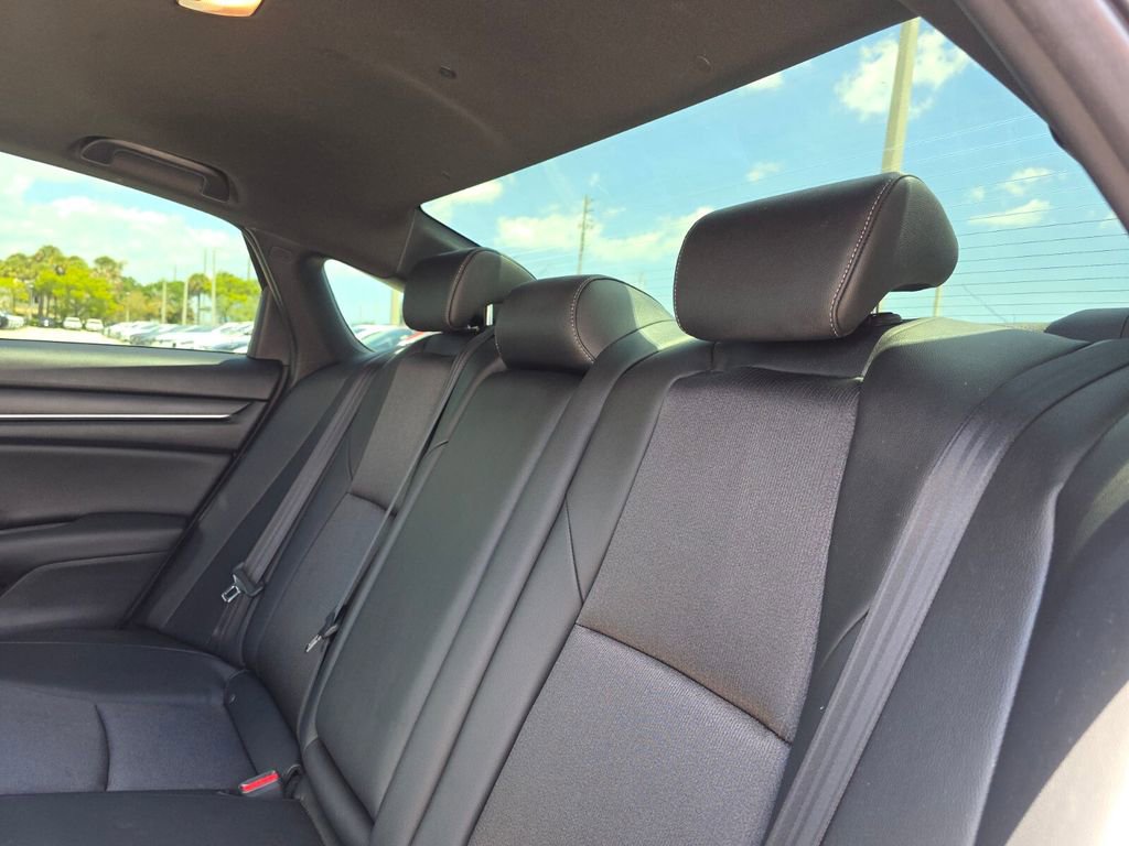 Used 2019 Honda Accord Sport image 16