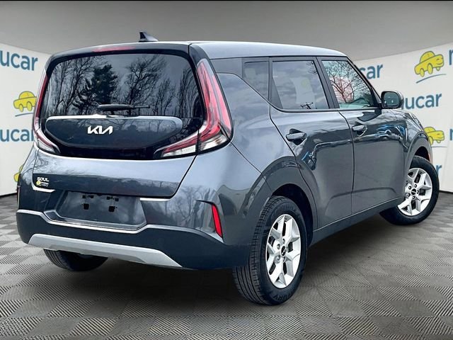Used 2023 Kia Soul LX w/ LX Technology Package FWD image 13