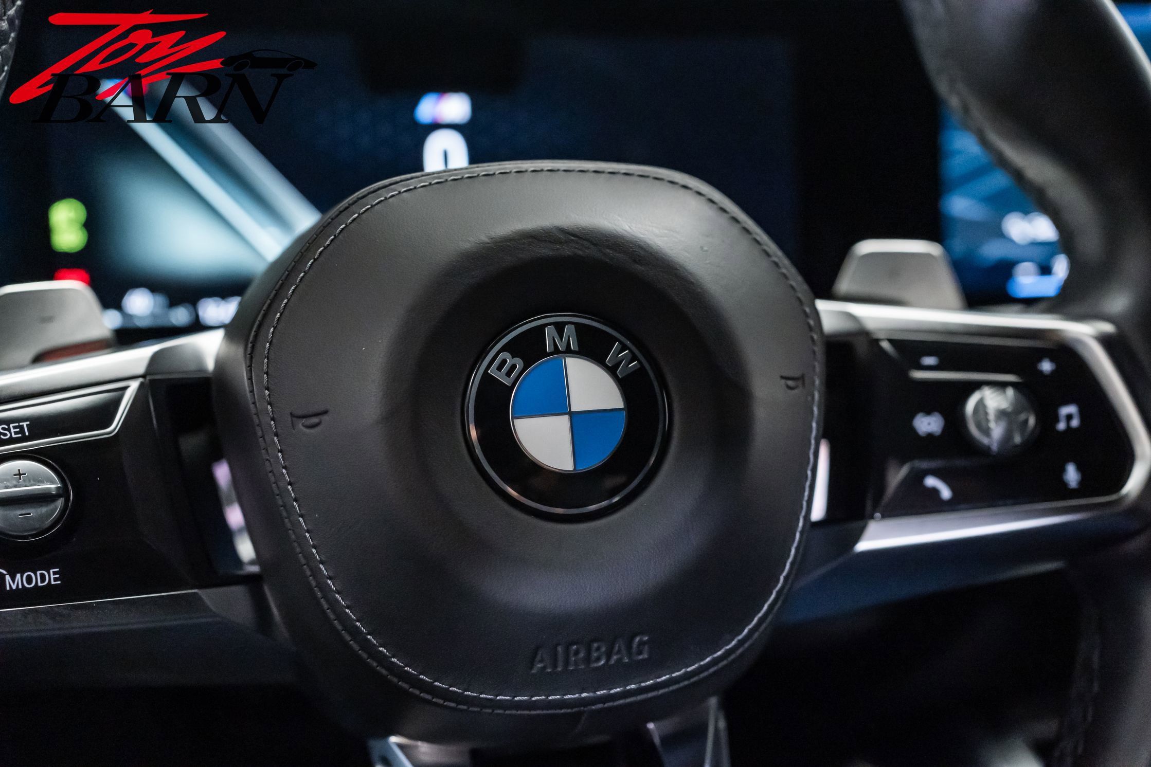 Used 2024 BMW 760i xDrive w/ Executive Package image 32