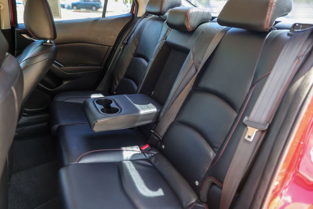Used 2015 MAZDA MAZDA3 s Touring image 23