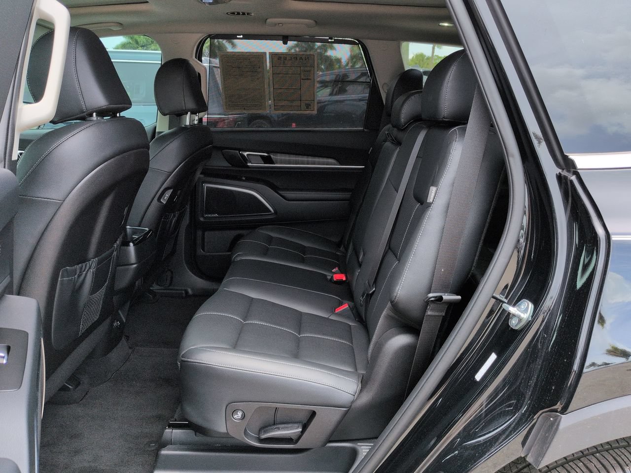 Used 2025 Kia Telluride SX FWD image 14