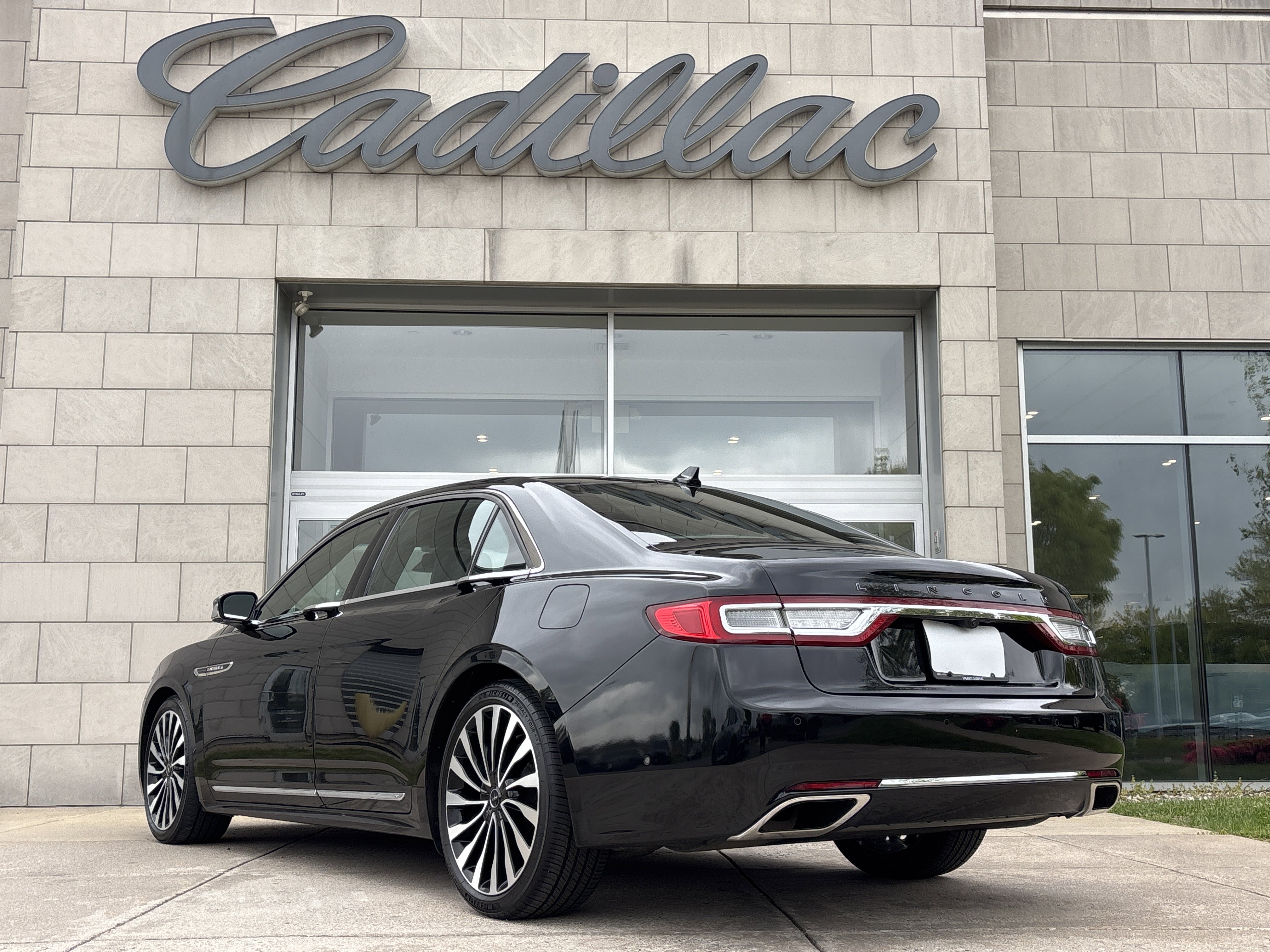 Used 2019 Lincoln Continental Black Label AWD/4WD image 8