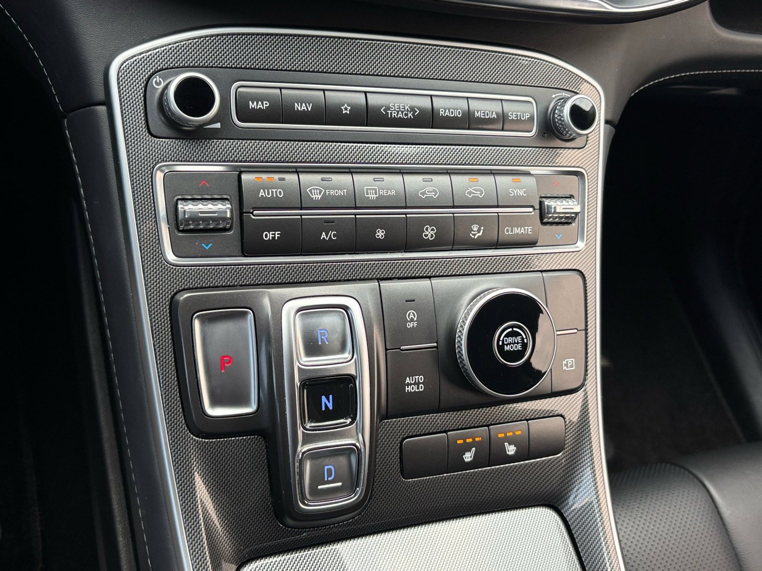 Used 2023 Hyundai Santa Fe SEL w/ Premium Package image 23