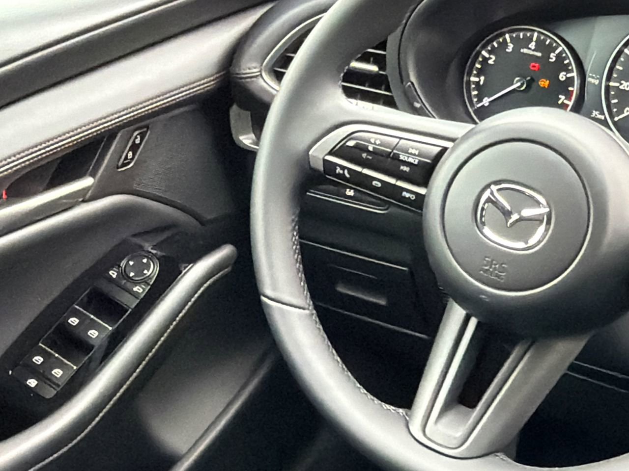 New 2026 MAZDA MAZDA3 s Sport FWD image 18
