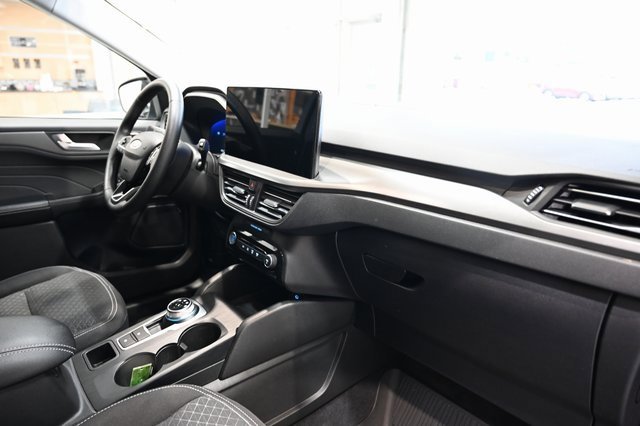 Used 2023 Ford Escape Active w/ Tech Pack #2 image 13