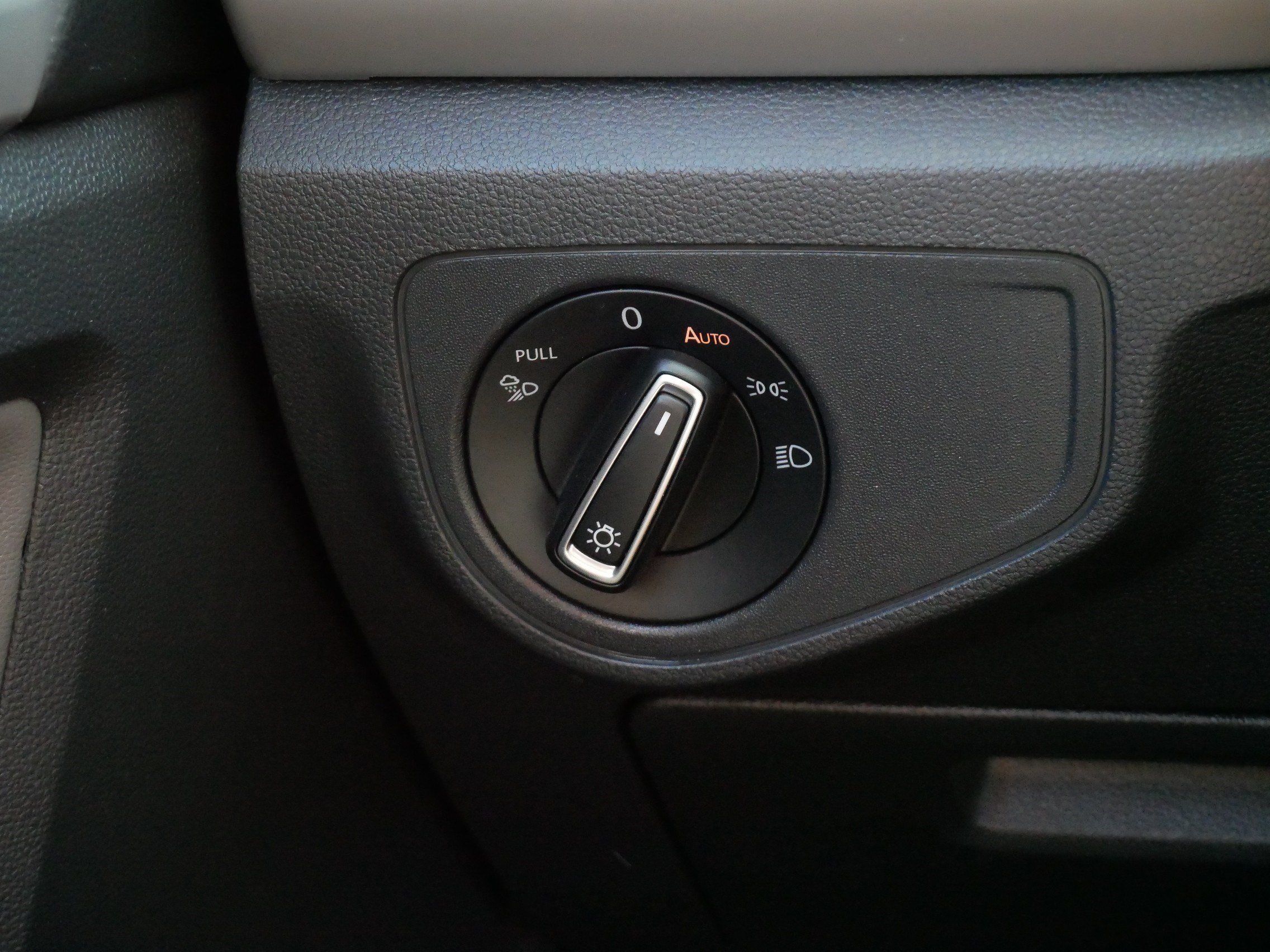 Certified 2023 Volkswagen Atlas SEL AWD/4WD image 27