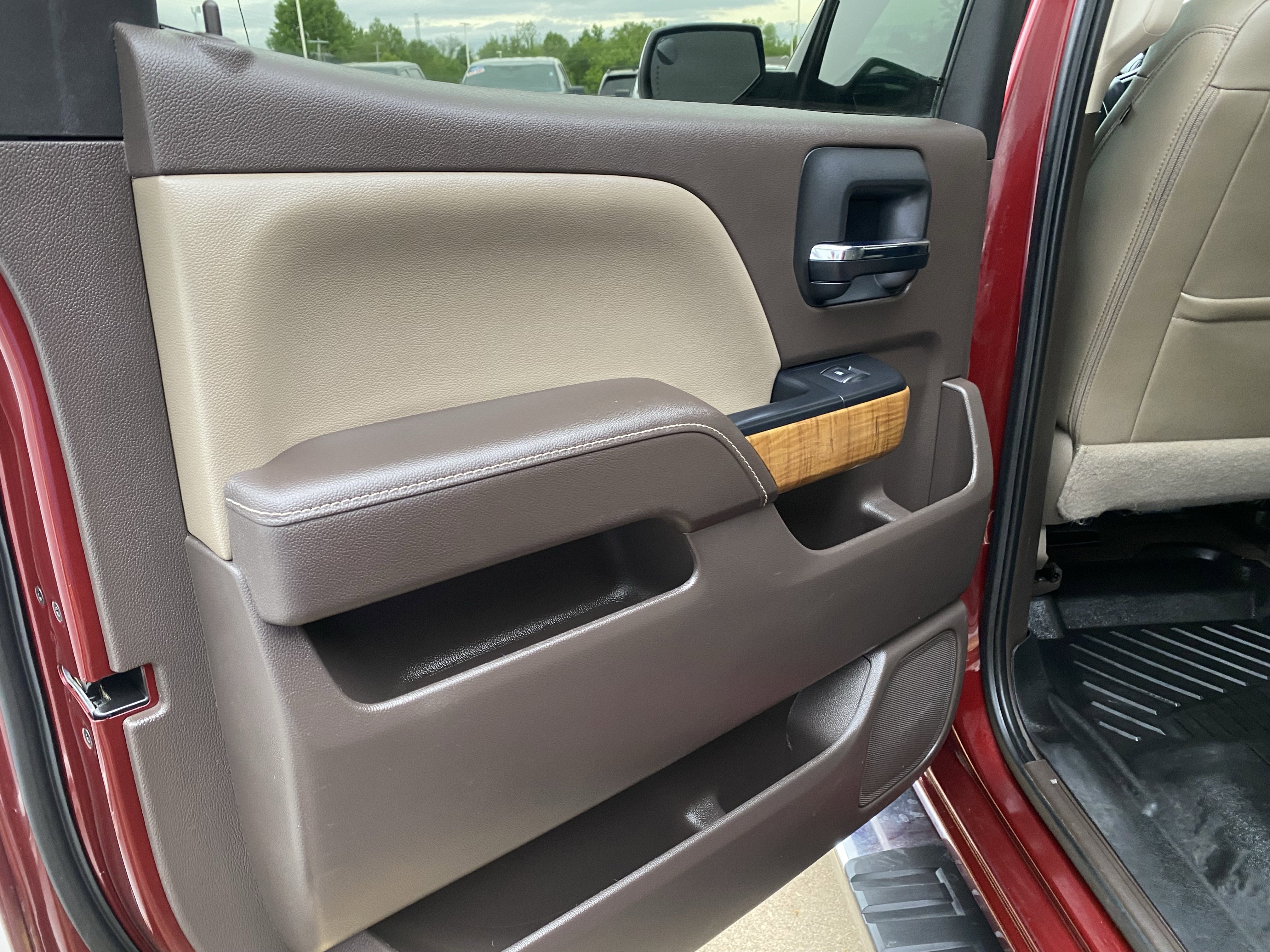 Used 2017 GMC Sierra 1500 SLT AWD/4WD image 13
