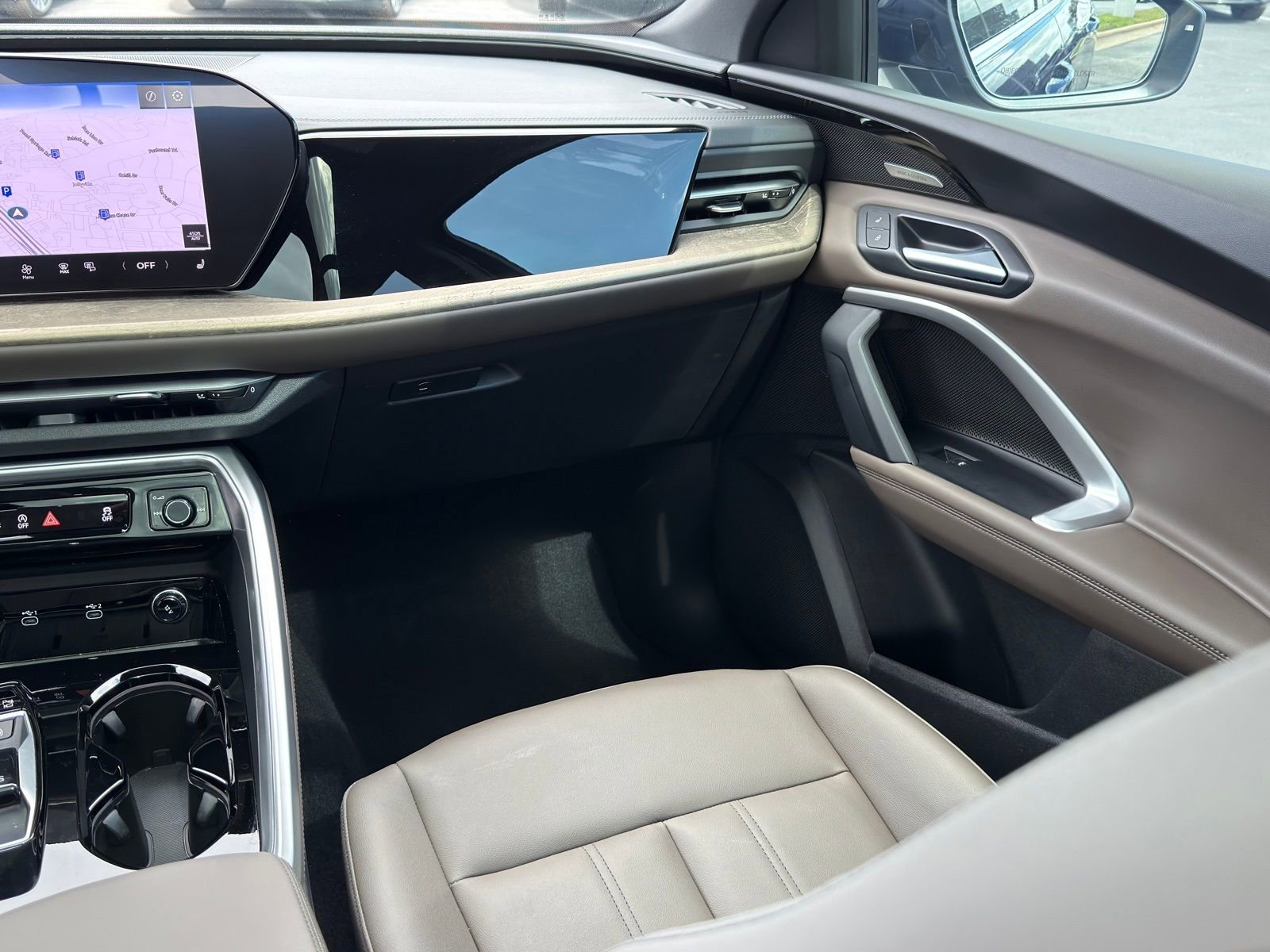 Certified 2025 Audi Q5 Premium Plus w/ Premium Plus image 28