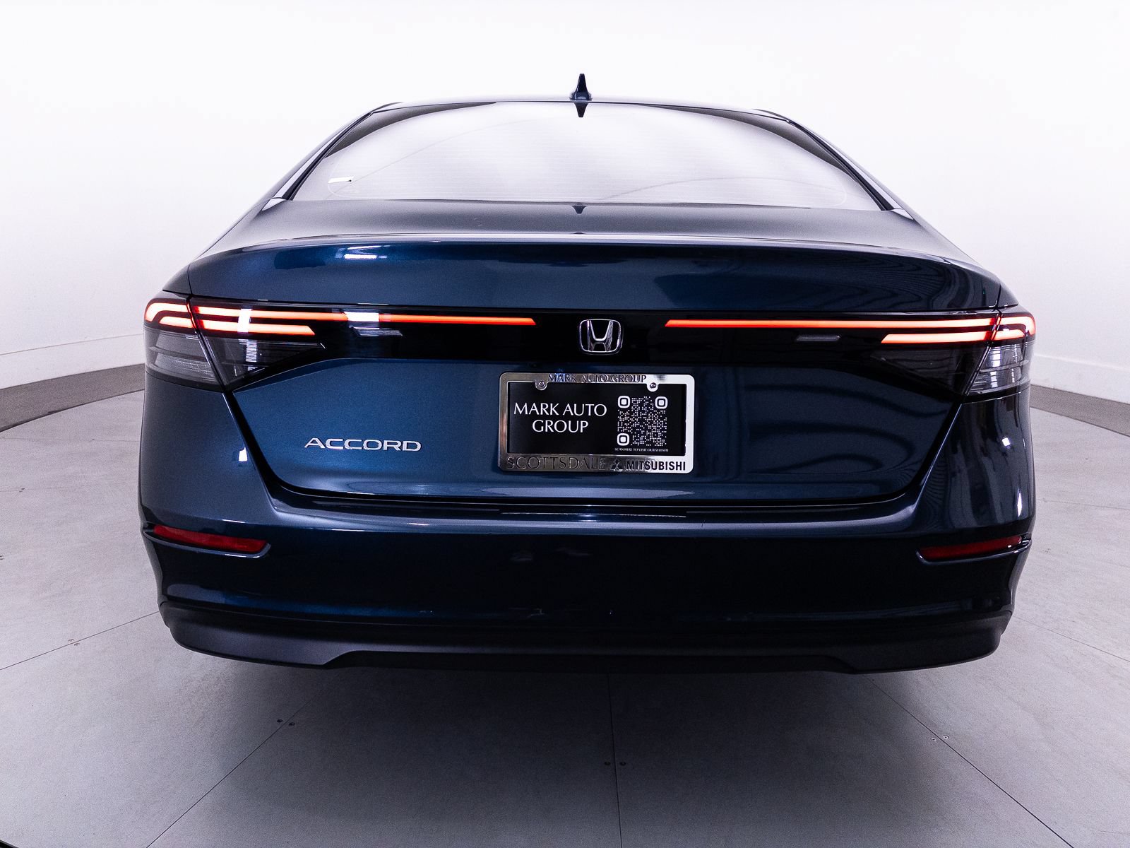 Used 2023 Honda Accord EX image 14