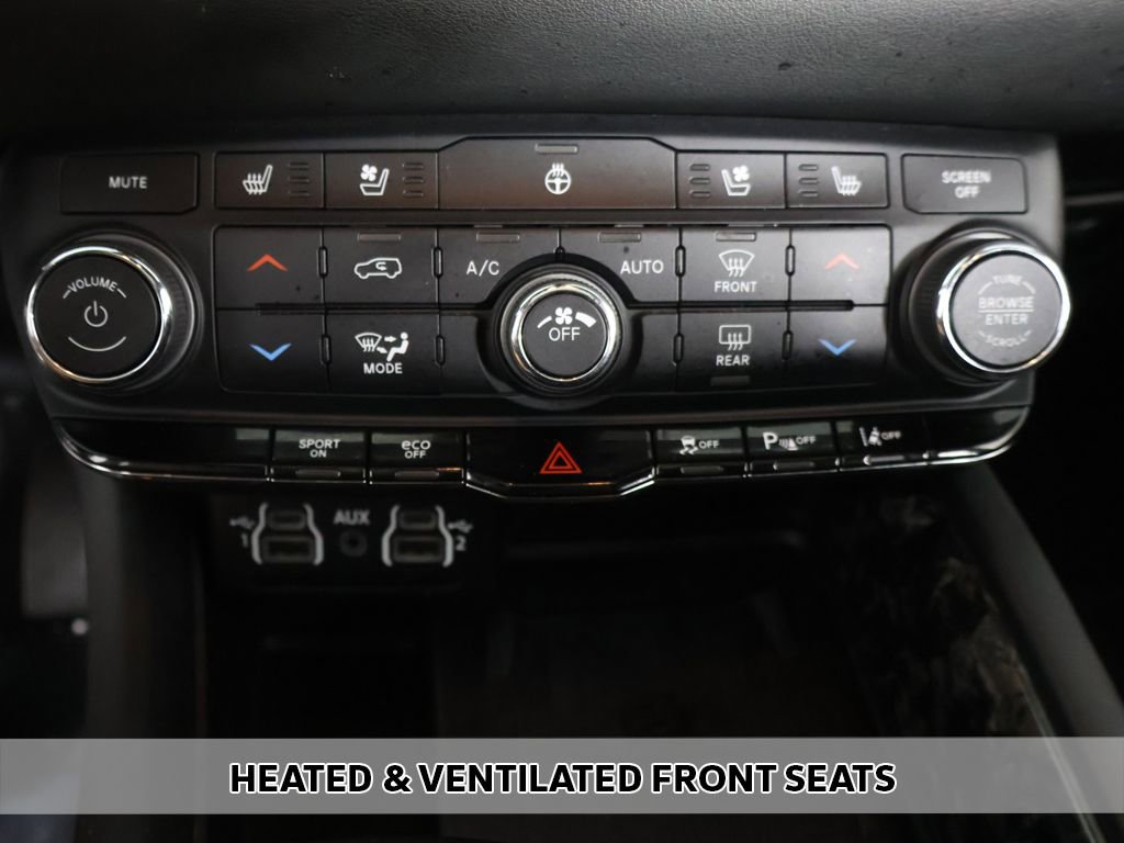 Used 2024 Dodge Durango R/T AWD/4WD image 9