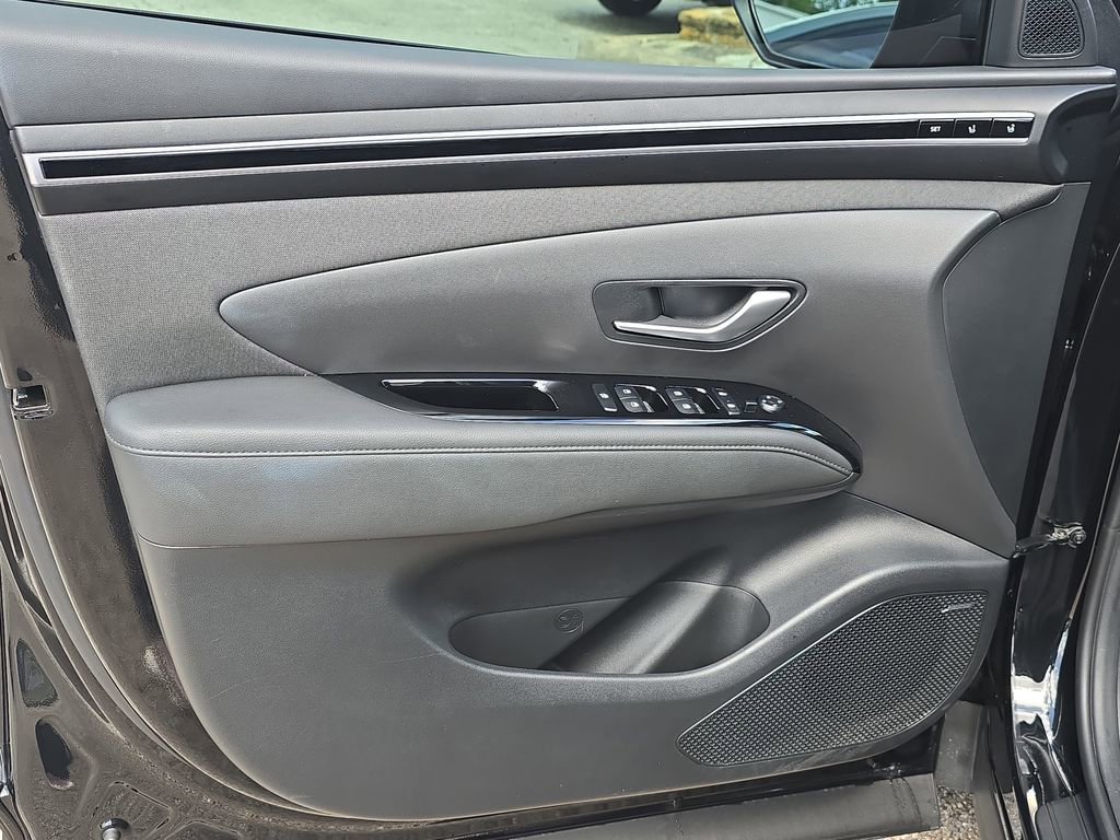 Certified 2023 Hyundai Tucson Limited FWD image 26