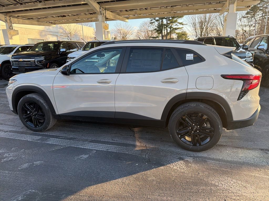 New 2026 Chevrolet Trax ACTIV w/ Sunroof Package image 3