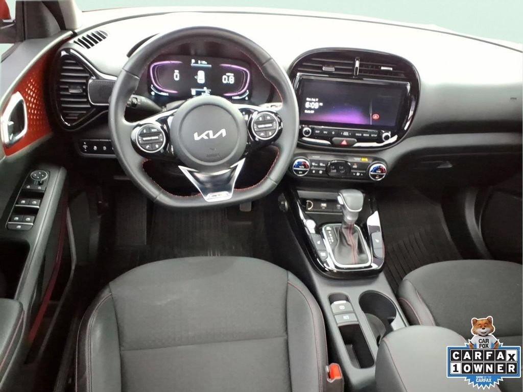 Used 2024 Kia Soul GT-Line w/ Option Group 020 FWD image 17