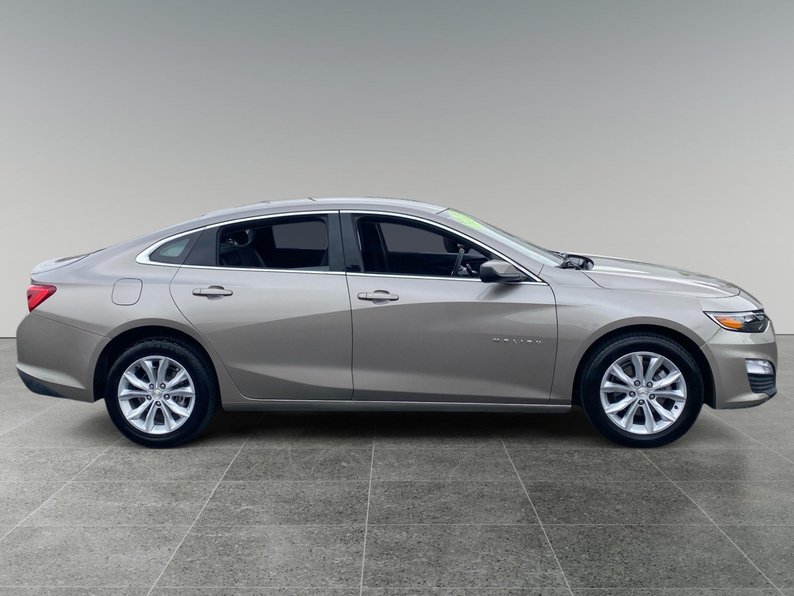 Used 2024 Chevrolet Malibu LT FWD image 6