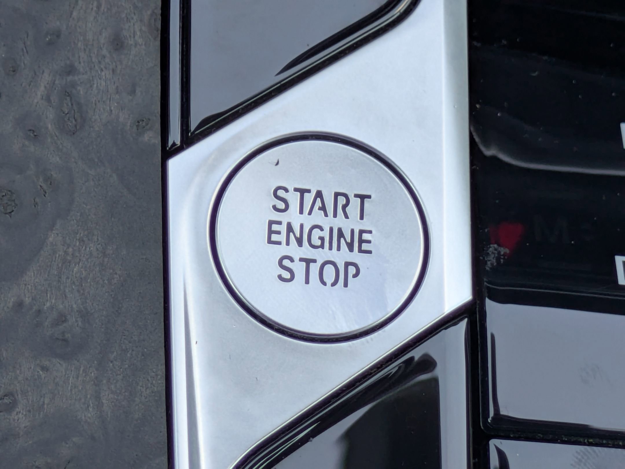 Used 2024 BMW X5 xDrive40i w/ Premium Package image 16