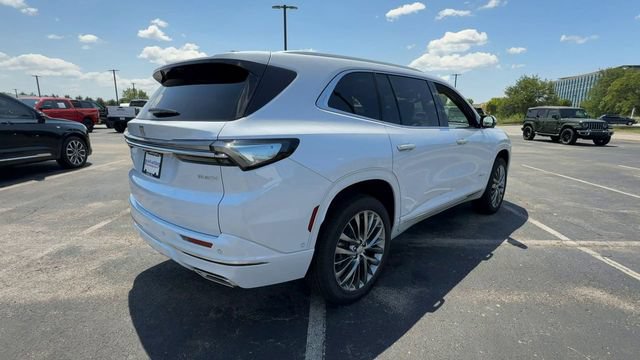 New 2026 Buick Enclave Avenir w/ Super Cruise Package AWD/4WD image 8