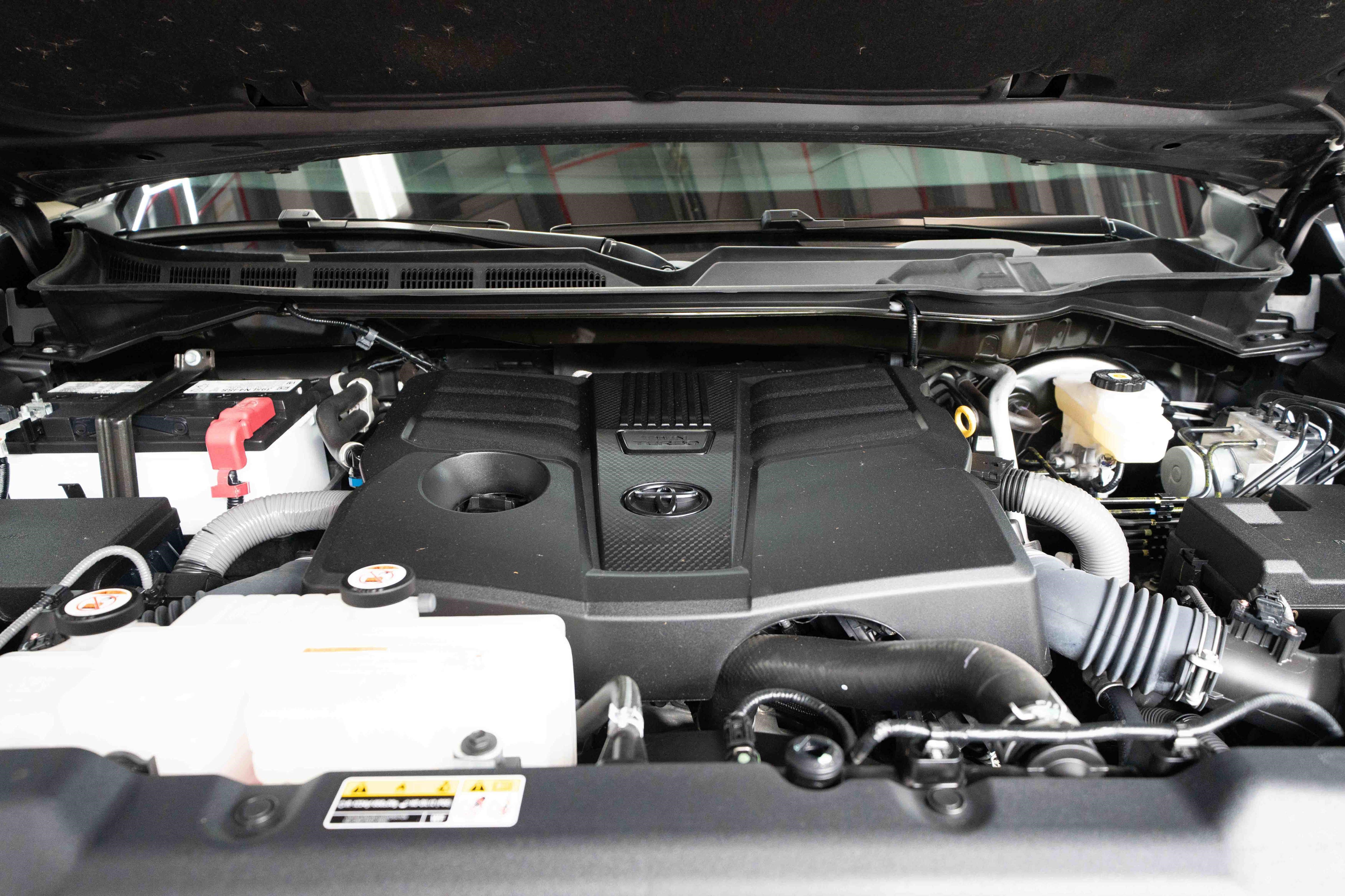 Used 2025 Toyota Tundra SR5 AWD/4WD image 30