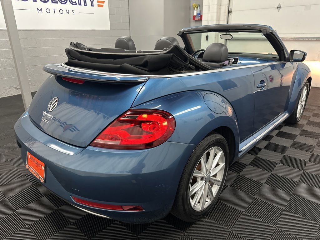 Used 2018 Volkswagen Beetle 2.0T S image 15