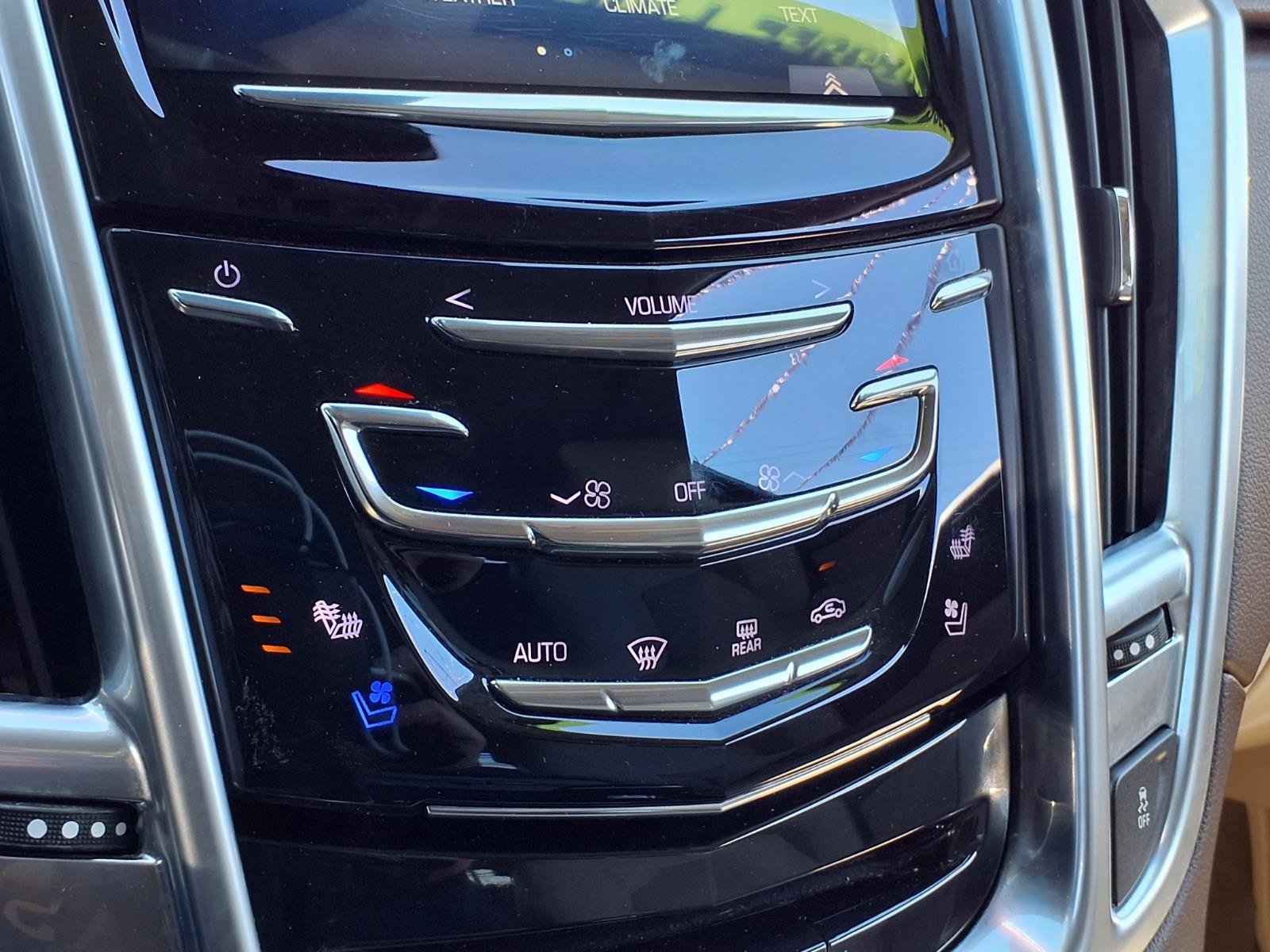 Used 2015 Cadillac SRX Premium AWD/4WD image 13