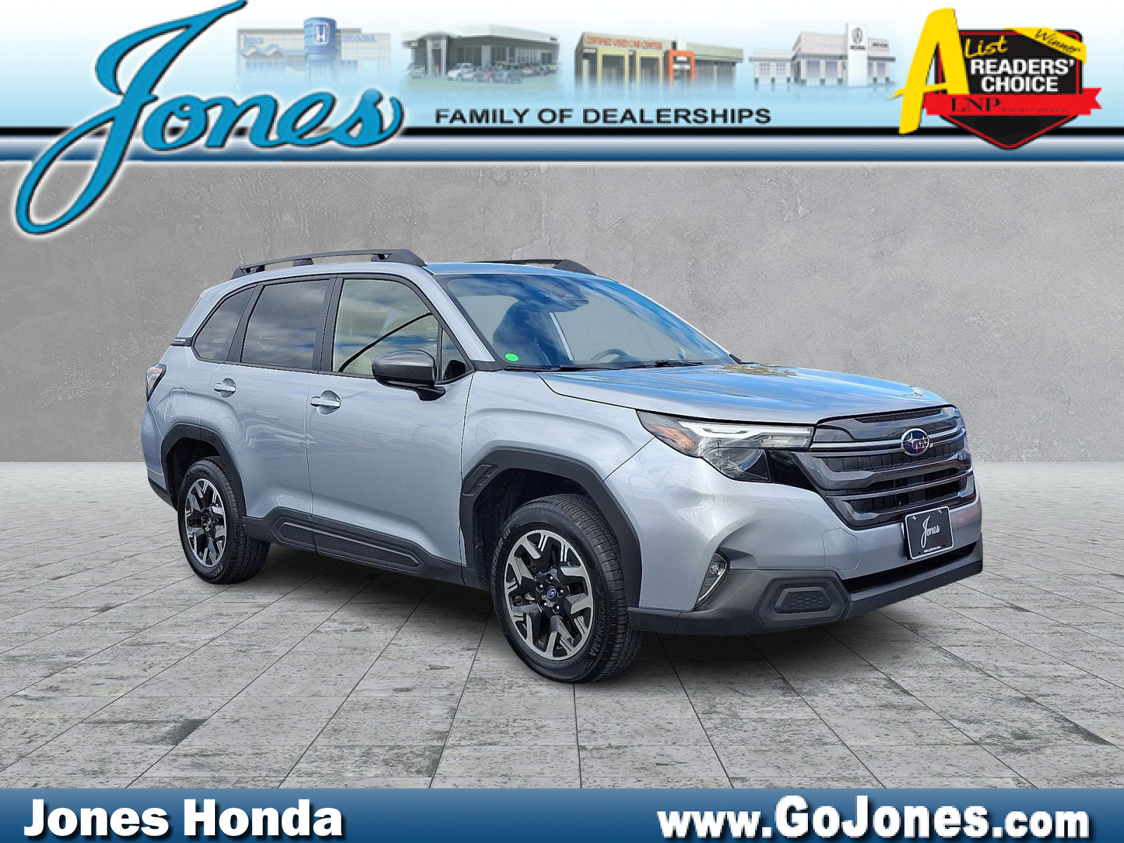 Used 2025 Subaru Forester Premium w/ Convenience Package #1