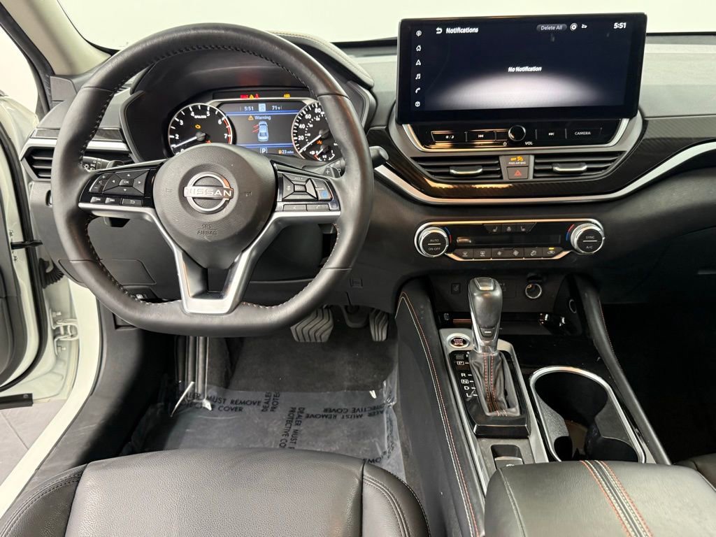 Used 2023 Nissan Altima 2.0 SR image 33