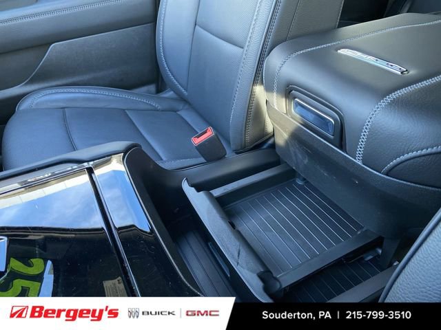 Certified 2025 GMC Yukon XL Denali image 42