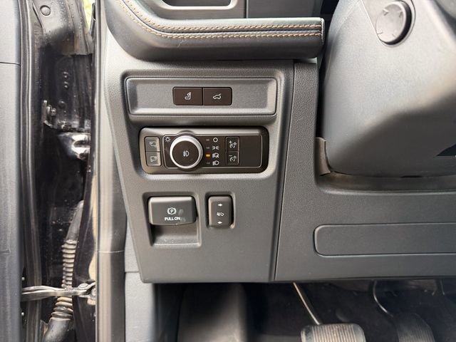 Used 2023 Ford Expedition Platinum AWD/4WD image 9