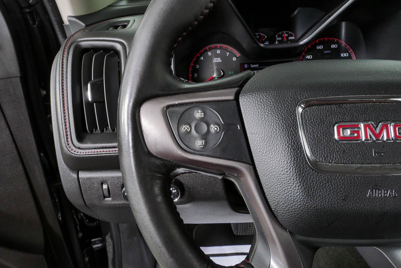 Used 2016 GMC Canyon SLE w/ All Terrain Package AWD/4WD image 9