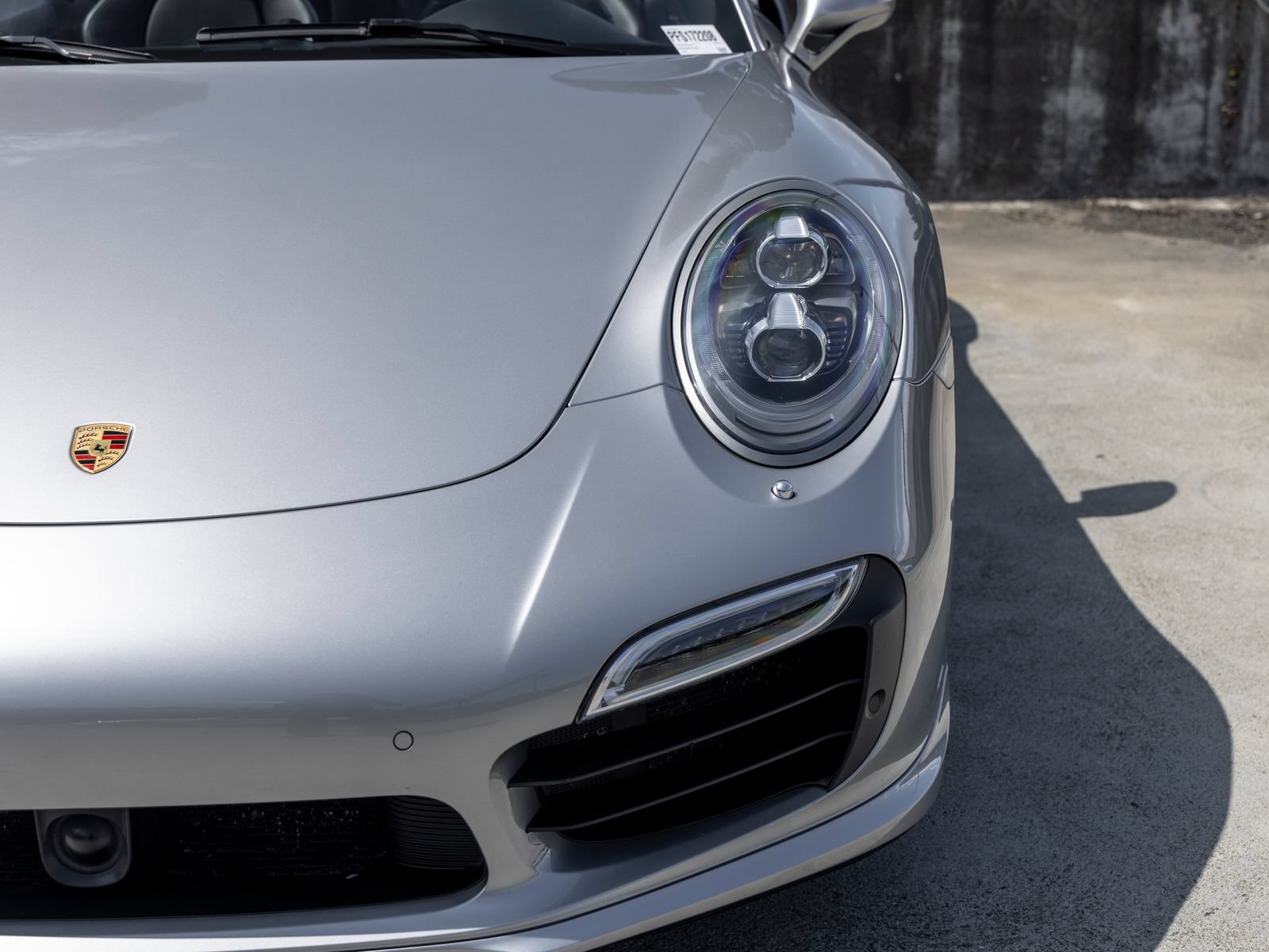 Certified 2015 Porsche 911 Turbo S AWD/4WD image 16