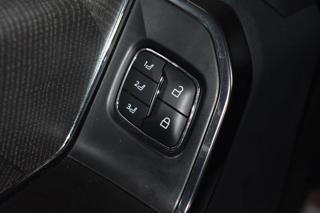 Used 2022 Ford F150 Platinum w/ Equipment Group 701A High image 5