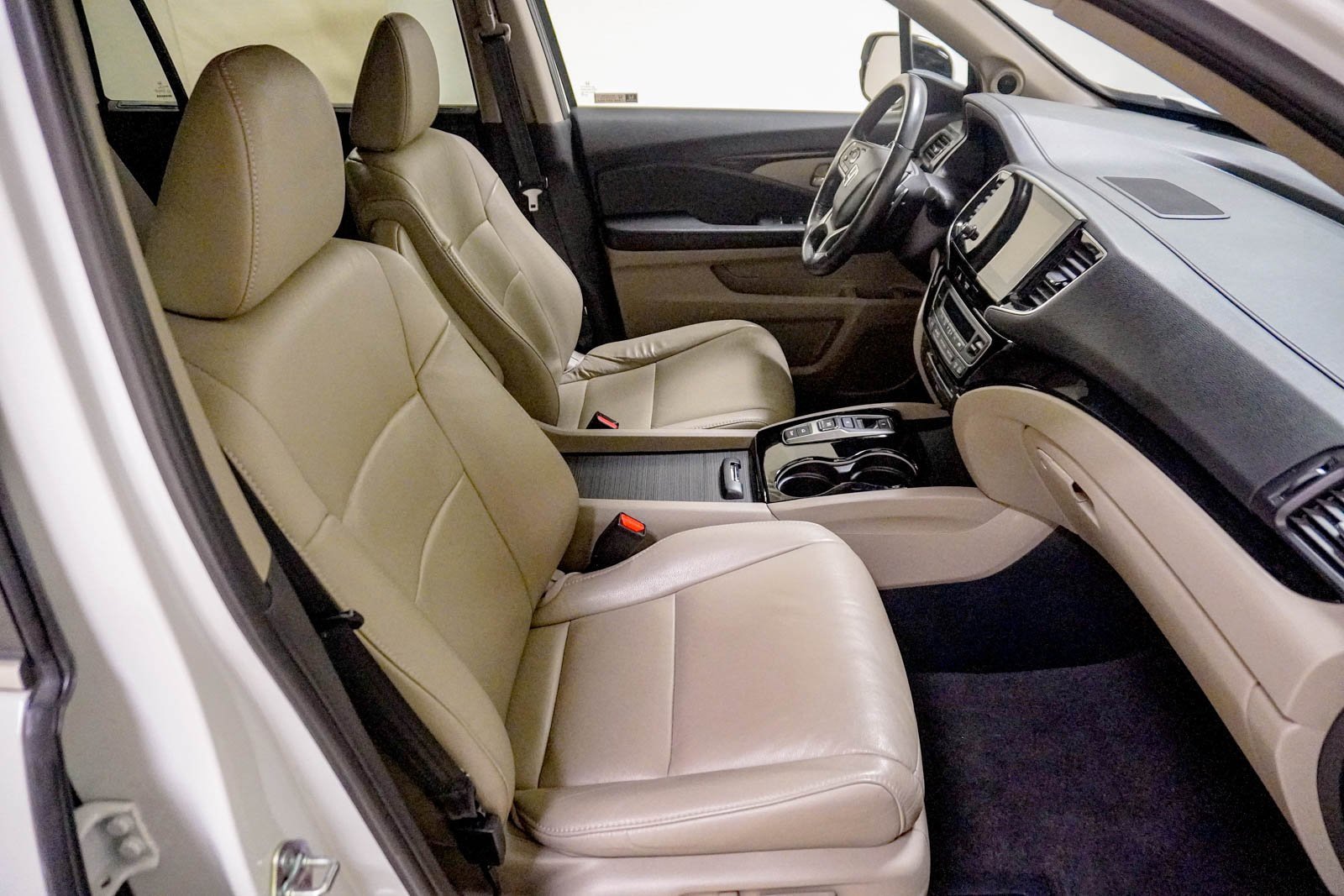 Used 2020 Honda Pilot Touring image 33