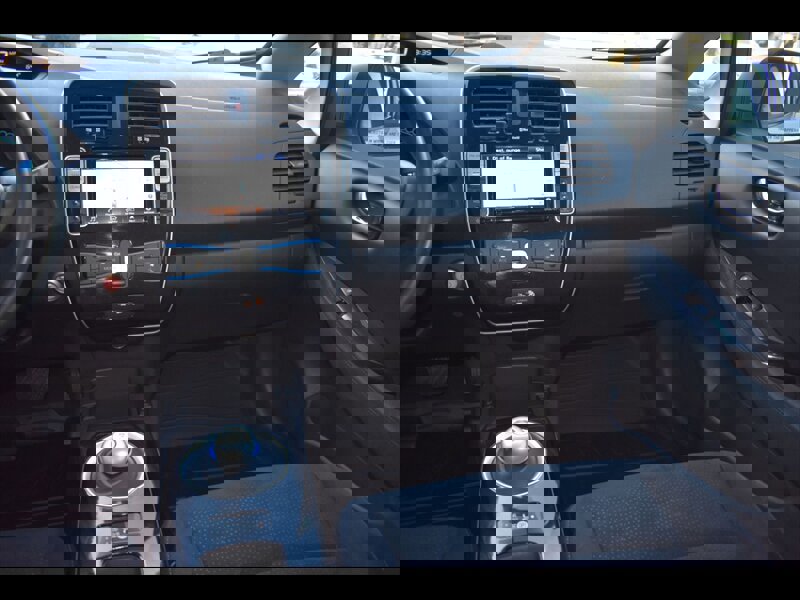 Used 2016 Nissan Leaf SV image 29