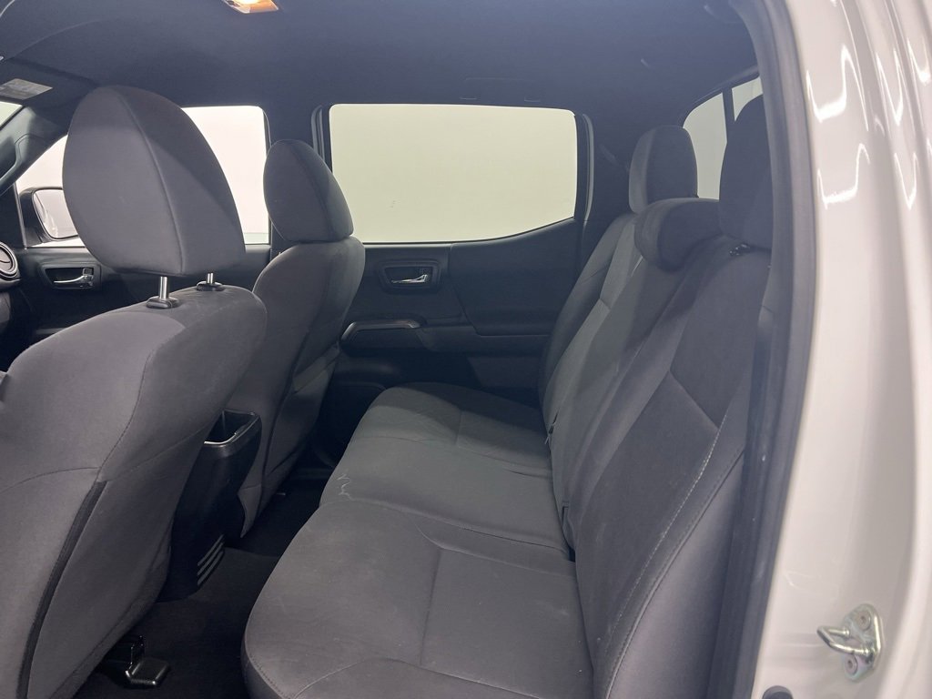 Used 2018 Toyota Tacoma TRD Sport image 10