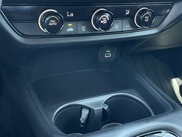 Used 2025 Honda HR-V LX image 18