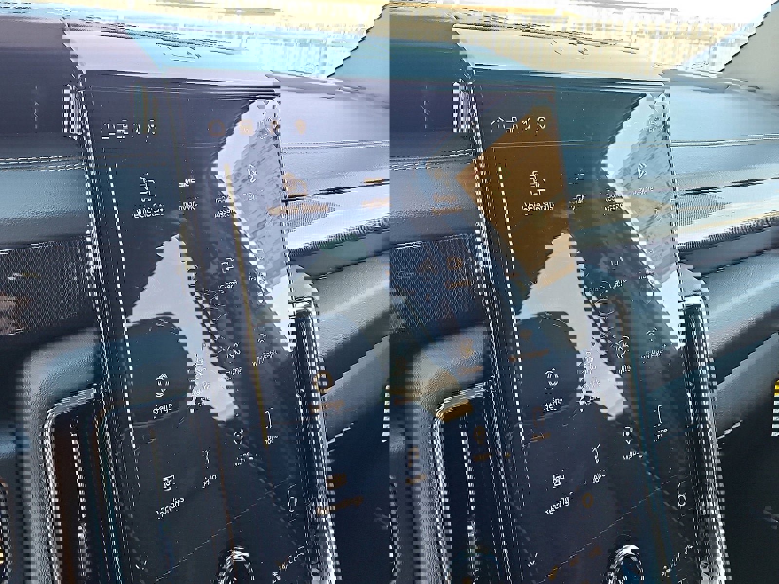 New 2026 GMC Yukon XL Elevation w/ LPO, Floor Liner Package image 18