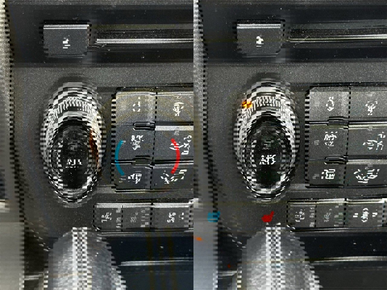 Used 2017 Ford F150 Raptor w/ Equipment Group 802A Luxury image 21