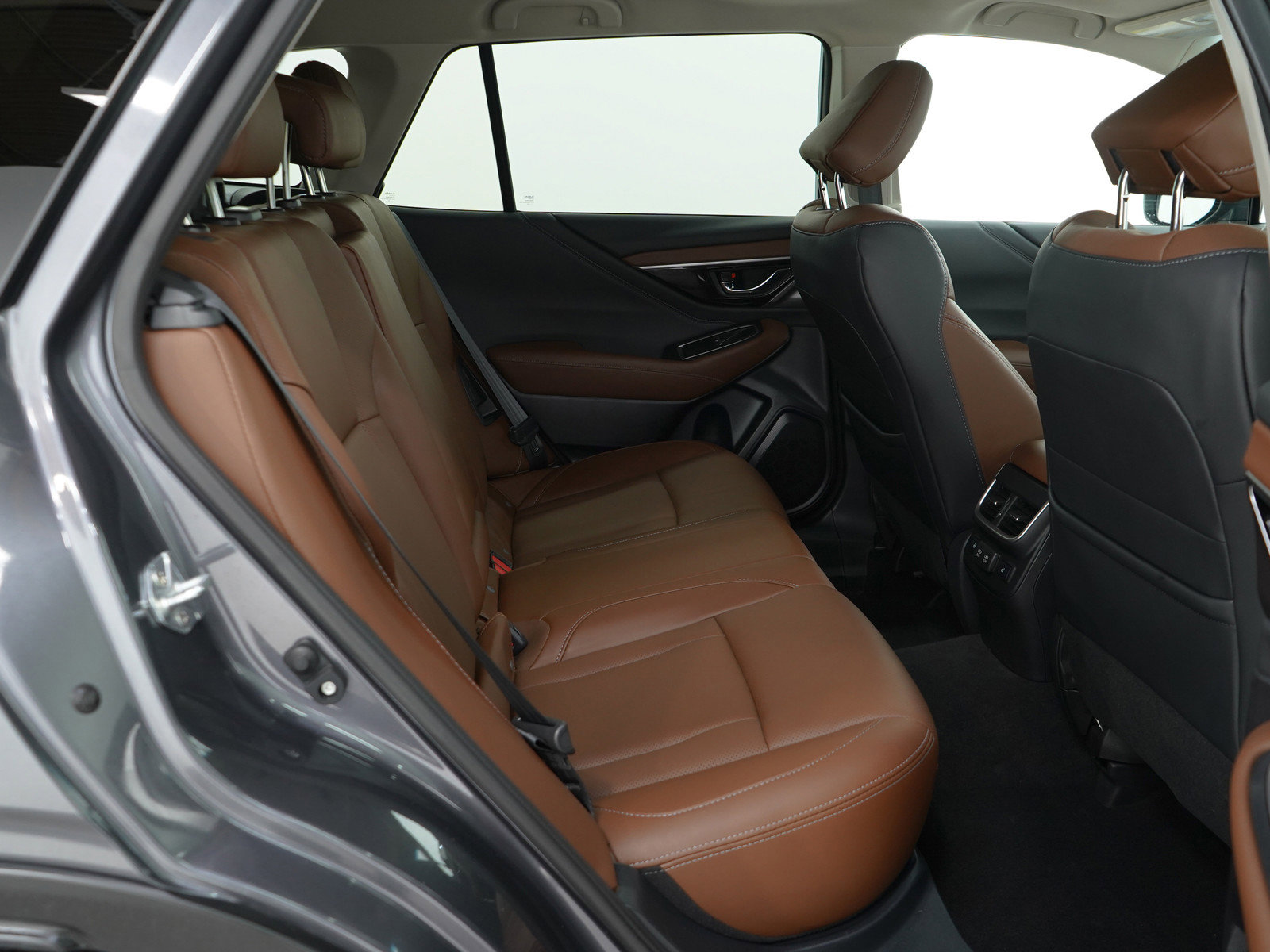 Used 2022 Subaru Outback Touring image 15