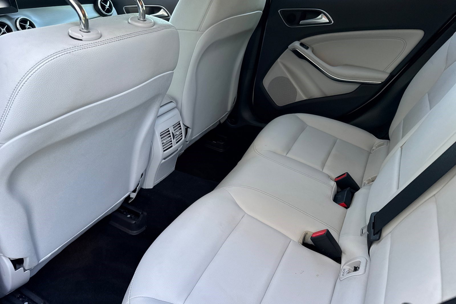 Used 2017 Mercedes-Benz GLA 250 image 26