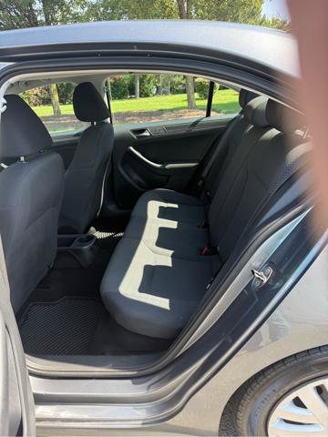 Used 2011 Volkswagen Jetta Sedan image 11