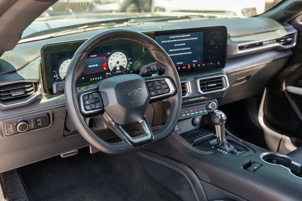 Used 2024 Ford Mustang GT Premium image 9