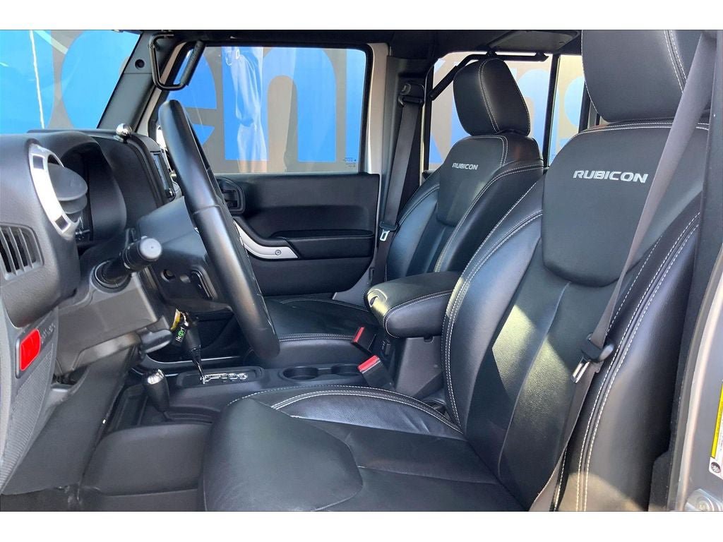 Used 2017 Jeep Wrangler Unlimited Rubicon AWD/4WD image 25