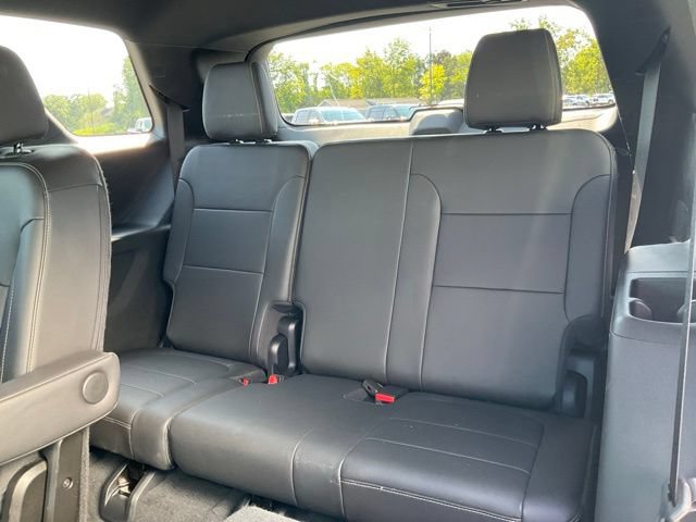 Used 2023 Chevrolet Traverse LT AWD/4WD image 9