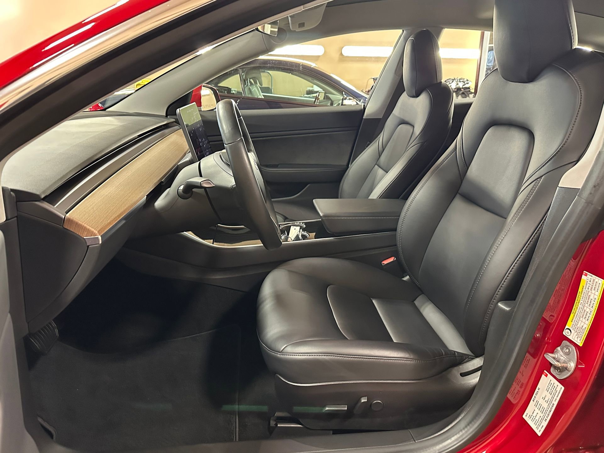 Used 2018 Tesla Model 3 Long Range image 15