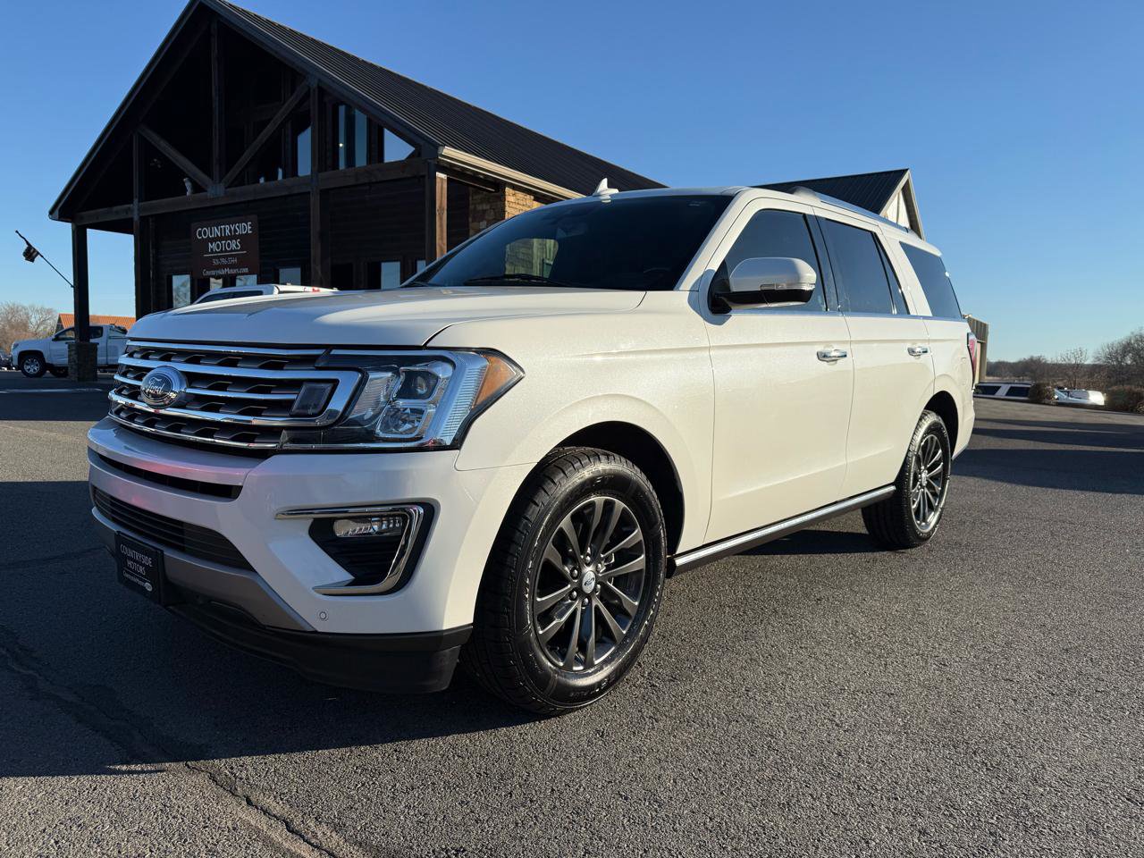 Used 2021 Ford Expedition Limited image 2
