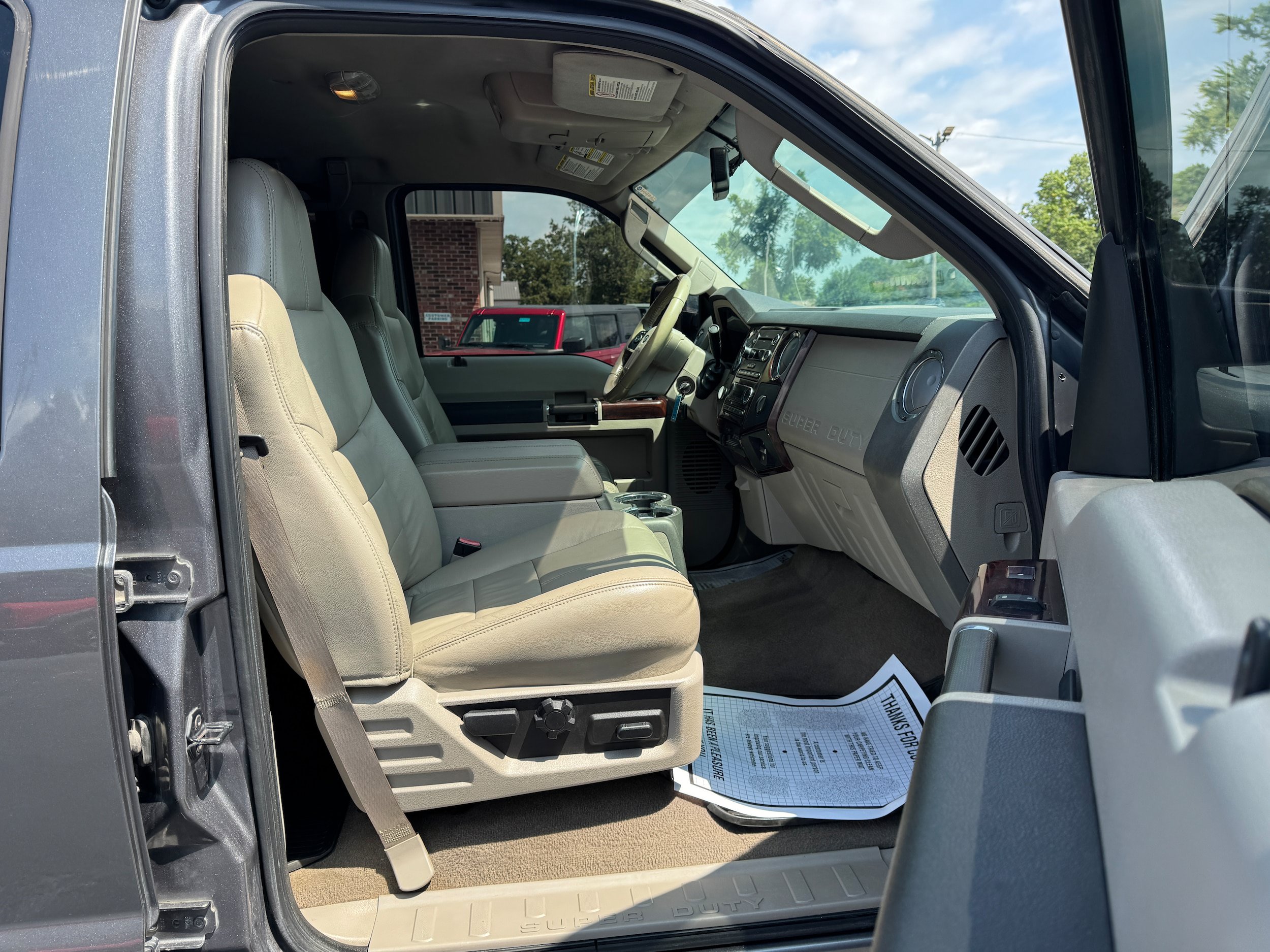 Used 2009 Ford F350 Lariat AWD/4WD image 15