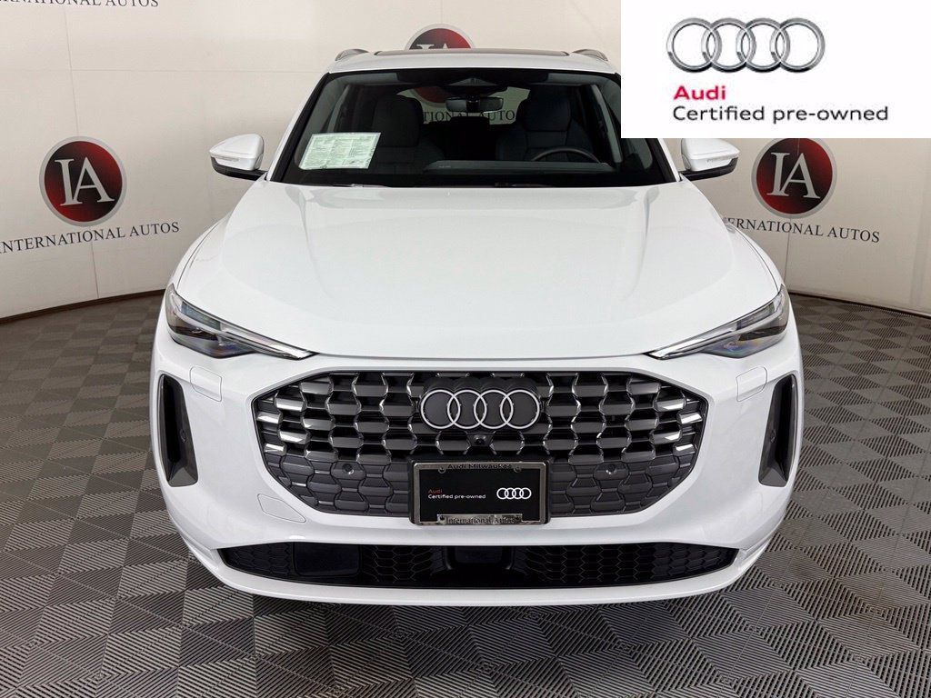 Certified 2025 Audi Q5 Premium Plus w/ Premium Plus AWD/4WD image 2